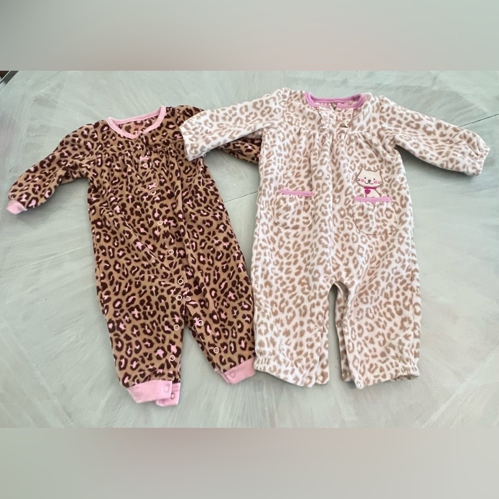 Set of two cheetah fleece pajamas